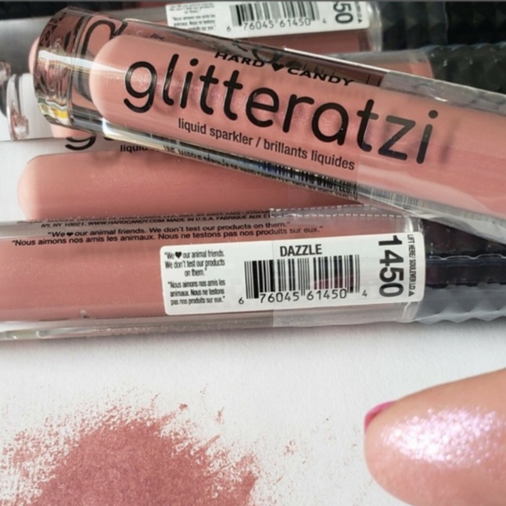 Hard Candy Glitteratzi Liquid Sparkler (only 1 Glitteratzi)